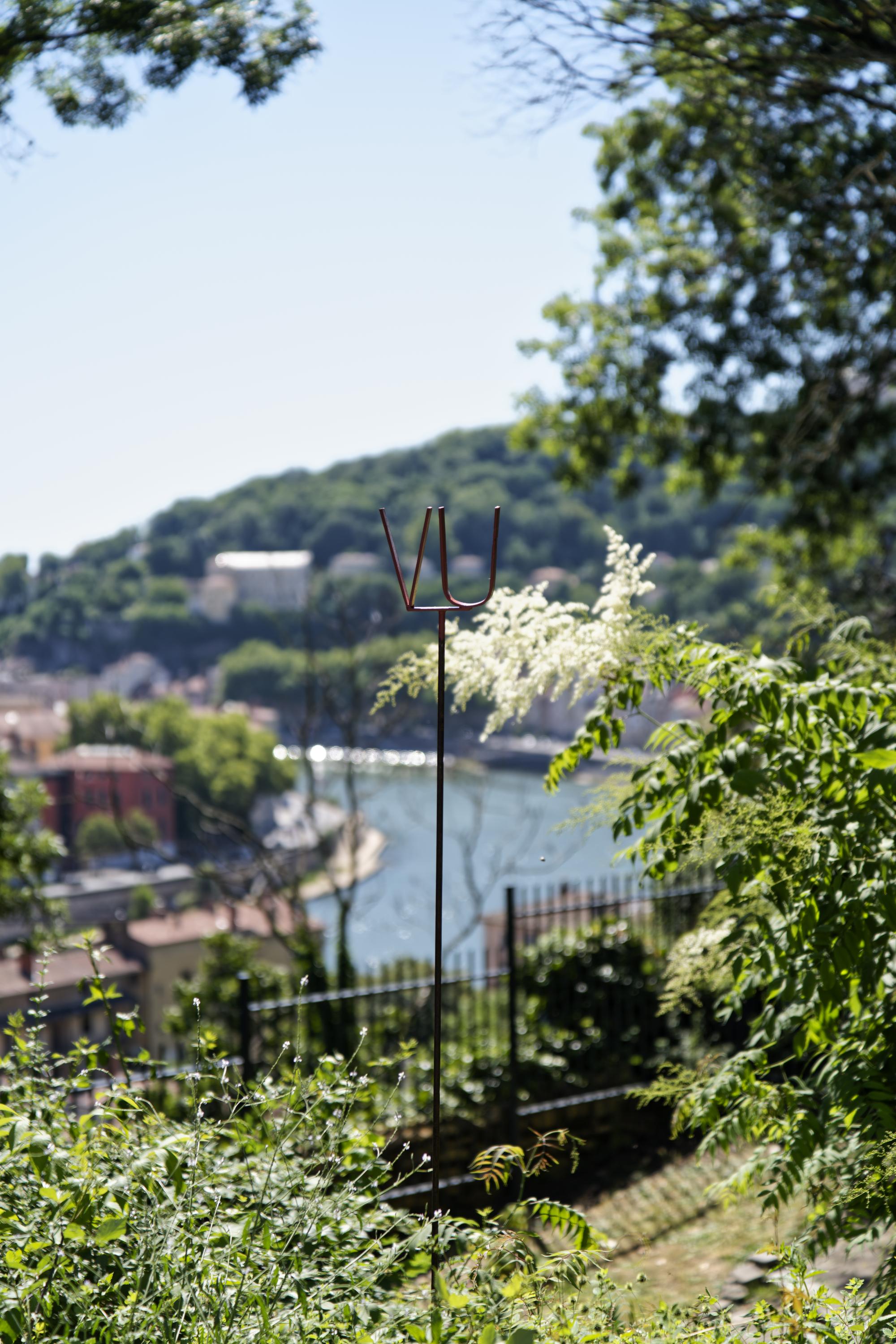 Vue(s), vigie, voisinages