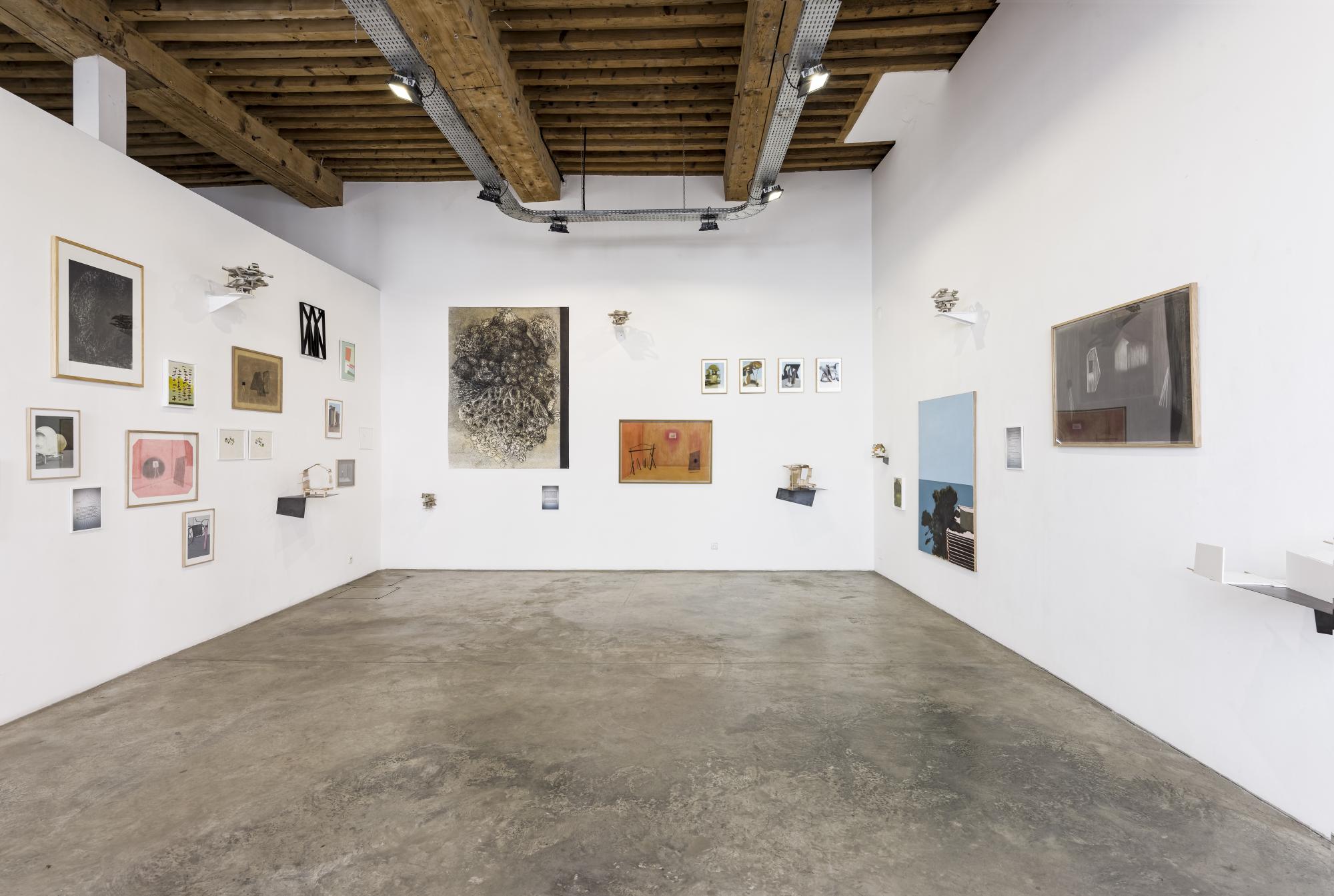 C'est bien sûr l'horizon mais ce sont surtout les cloisons